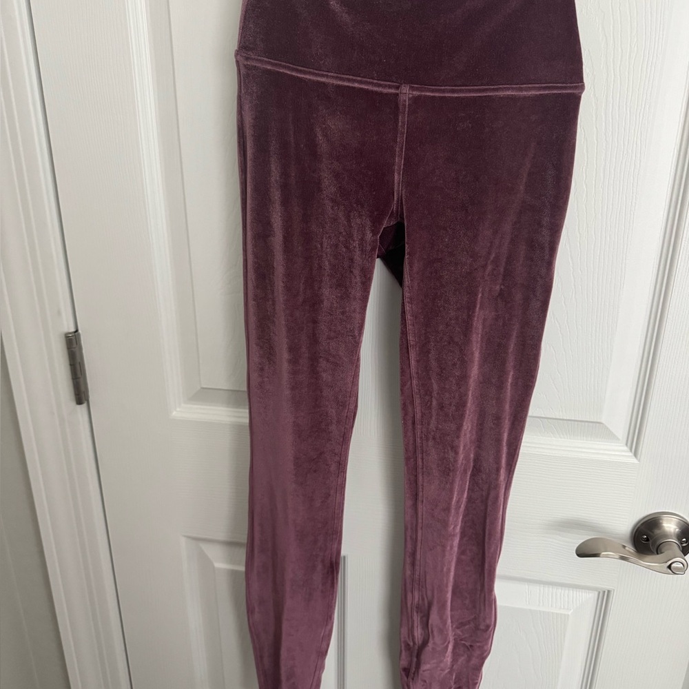 Lululemon Wonder Under High Rise Velvet Leggings ~ Maroon Size 6